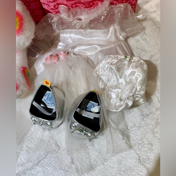 Limited Edition 2009 White Bear Rainbows-Summer Season - Picture 4 of 4